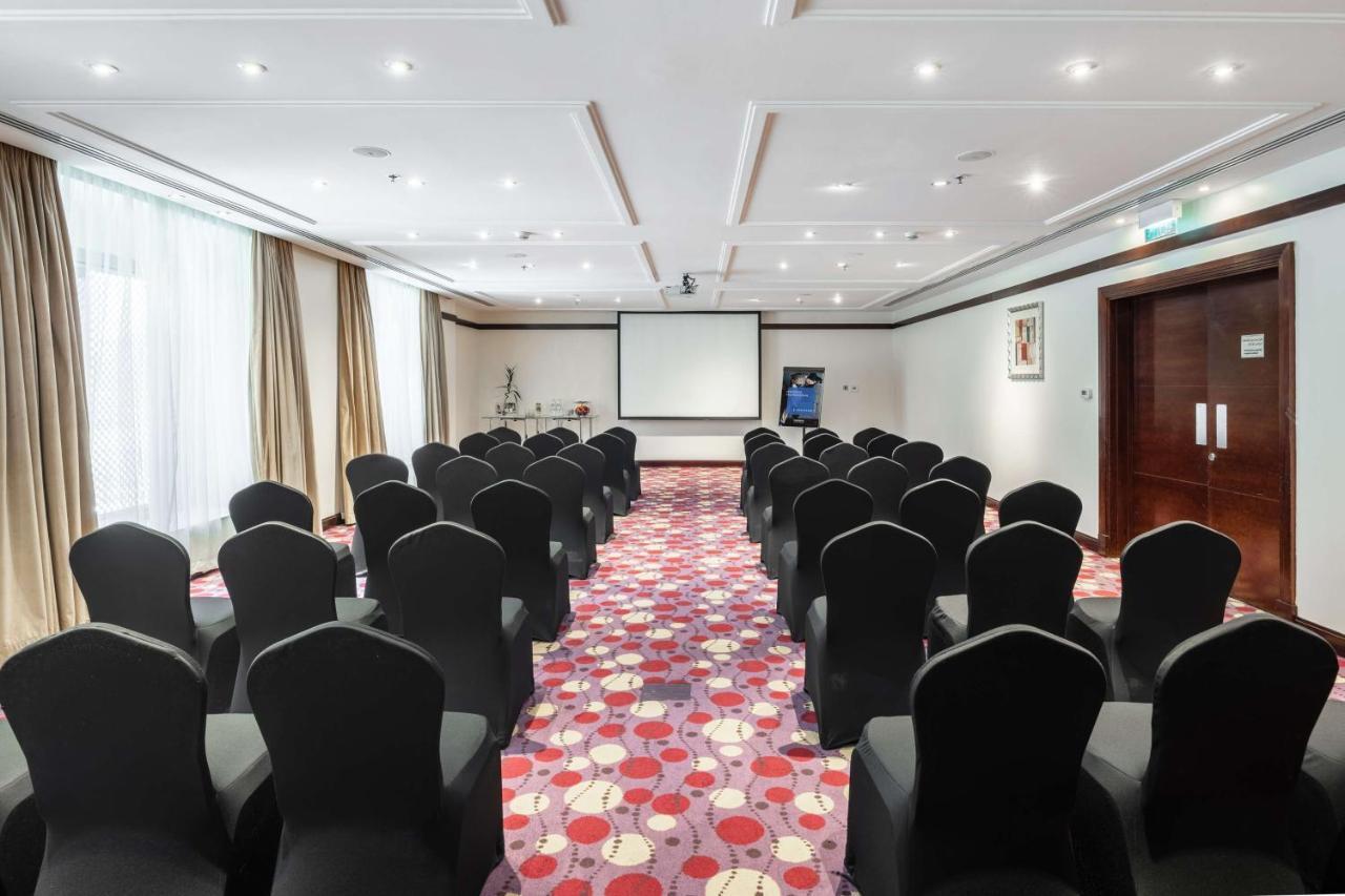 Radisson Blu Hotel, Jeddah Exterior photo