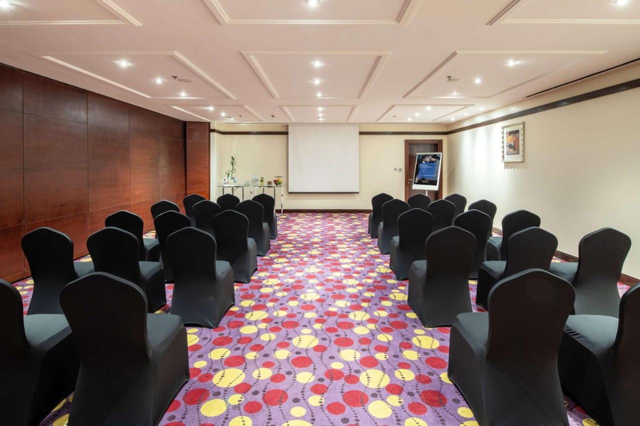 Radisson Blu Hotel, Jeddah Exterior photo